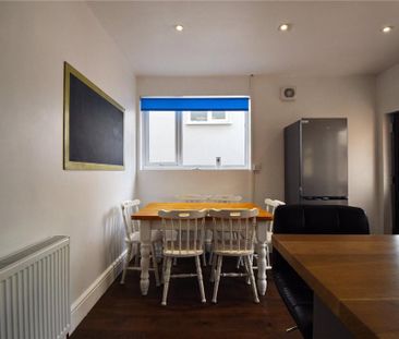 6 bedroom semi-detached house to rent - Photo 1