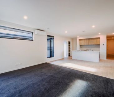 4 Bed, 2 Bath - Photo 3