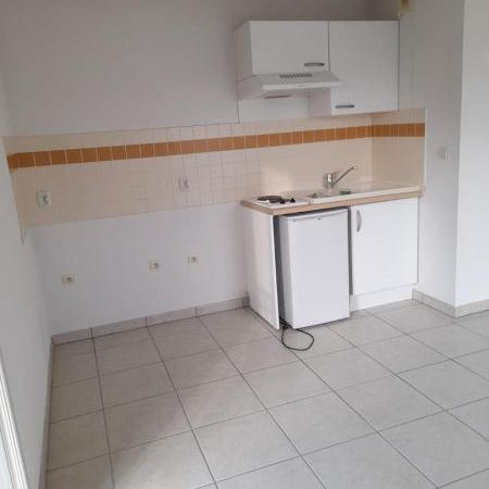 Location Appartement 1 pièce 31m² ANGOULEME 16000 - Photo 1