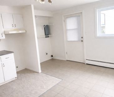 4 ½ LIBRE MAINTENANT - Photo 3