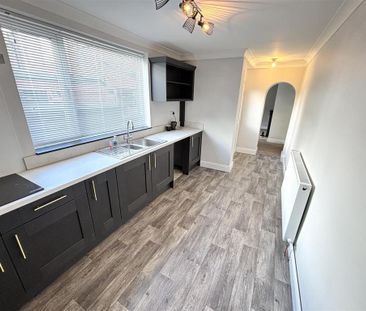 2 bedroom terraced house to rent - Photo 4