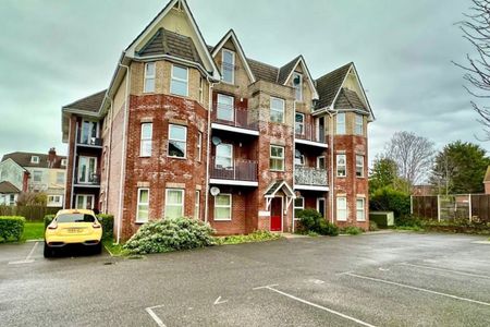 Florence Road, BOURNEMOUTH - Photo 4