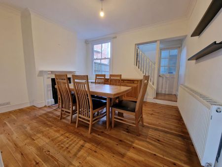 2 bedroom terraced house to rent - Photo 4