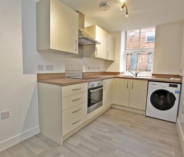 2 bedroom Apartment to rent - Photo 3