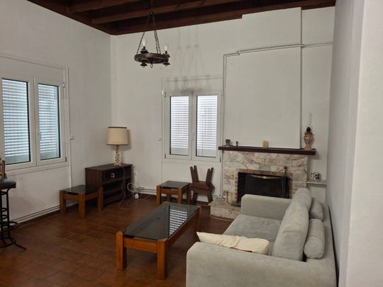 Διαμέρισμα για ενοικίαση - Σικυώνα, - Photo 1