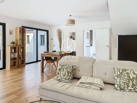 Location Maison 6 pièces 151m² - Photo 1