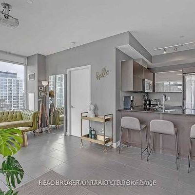 Furnished 2 Bedroom, 2 Bathroom Penthouse - Library District Condos - Photo 4