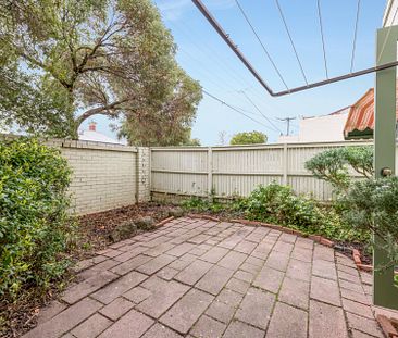 Located in Beautiful Northcote - Photo 1