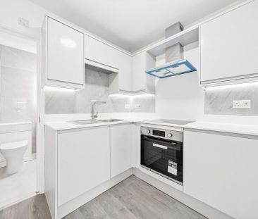 Studio to rent - Photo 3