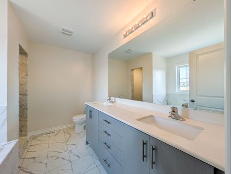 For Lease - 12 Fenn Crescent, New Tecumseth, Ontario - Photo 4