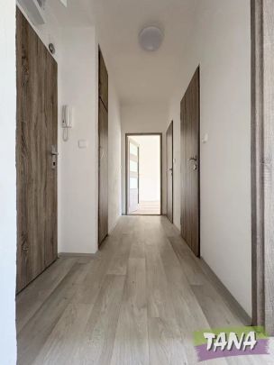 Pronájem bytu 2+1 ve Dvoře Králové nad Labem - Photo 1