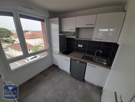 Location Appartement 2 pièces 47m² EAUNES 31600 - Photo 4