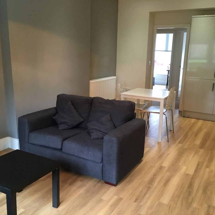 2 Bed Flat, Western Bank, S10 - Photo 1