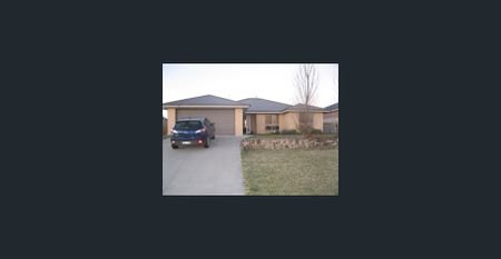 4 bedroom Family Home Ashworth Estate Kelso Avaliable 7/1/26!!!! - Photo 5