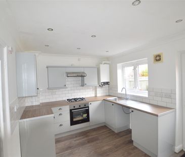 2 bedroom house - end terrace to rent - Photo 4