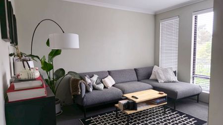 Ellenbrook - Photo 2