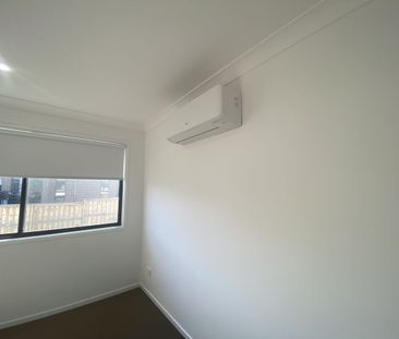 Nearly new double store house with 5 large bedroom - Photo 3