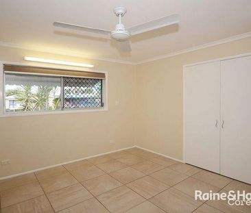 WALK TO THE MARINA - LOW MAINTENANCE LIVING - Photo 2