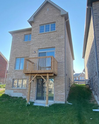 For Lease - 57 North Garden Boulevard, Scugog, Ontario - Photo 1