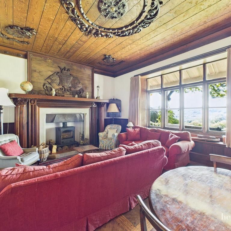 6 bedroom detached house to rent - Photo 1