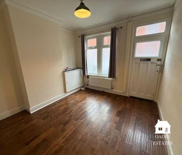 2 bedroom townhouse to rent - Photo 3