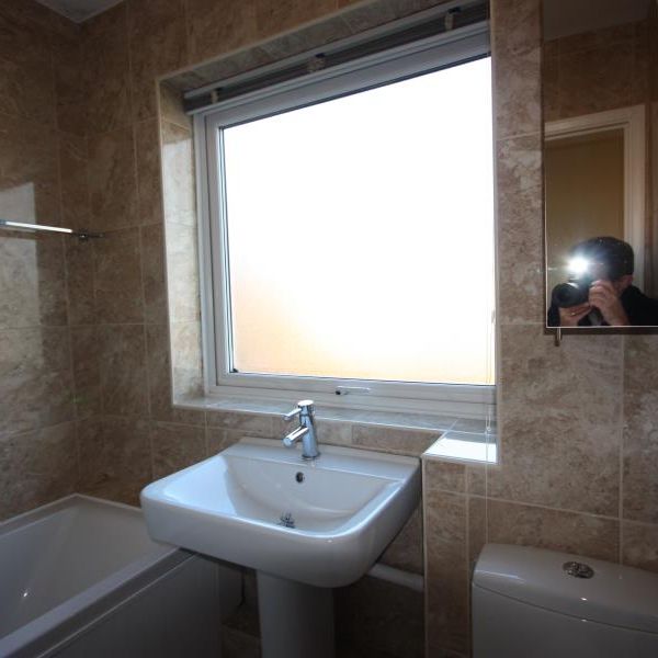 Jolive Court, Guildford, Surrey, GU1 - Photo 1