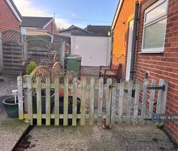 2 bedroom bungalow to rent - Photo 6