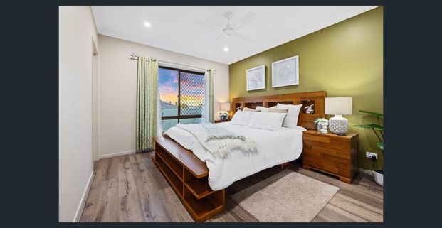 Stylish Family Home in The Peninsula – Prime Location! - Photo 1