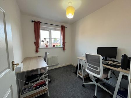 2 bedroom flat to rent - Photo 4