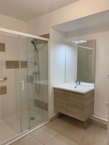 Location Appartement 1 pièce 27m² JUVIGNAC 34990 - Photo 4