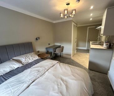 Studio to rent - Photo 4