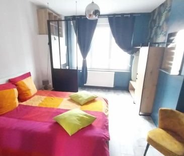Appartement à louer 2 pièces 45m² - Photo 2