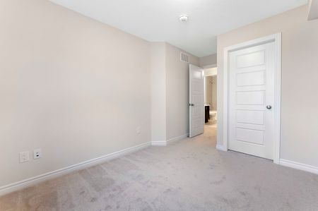 For Lease - 677 Park Road Unit# 133, Brantford, Ontario - Photo 4