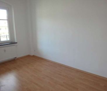 Mieter gesucht !!!! 3. OG. - Laminat und großer Balkon - Foto 1