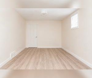 1 Bed 1 Bath BSMT Suite Garage Parkdale Edmonton - Photo 6