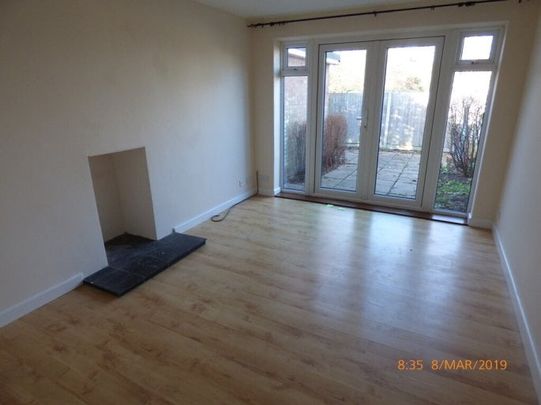 Woodland Avenue, Worlingham - Photo 1