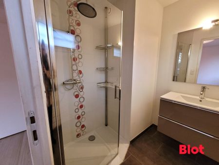 Location Maison 5 pièces 110m² MELESSE 35520 - Photo 5