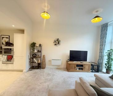 2 bedroom flat to rent - Photo 3