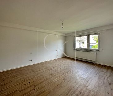 Erstbezug nach Modernisierung von großzügiger 4-Zimmer-Wohnung mit Balkon & Gäste-WC - Photo 2