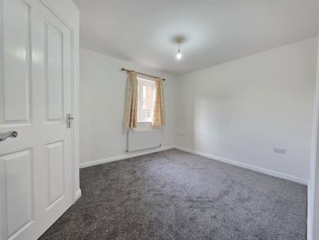 5 bedroom townhouse to rent - Photo 2