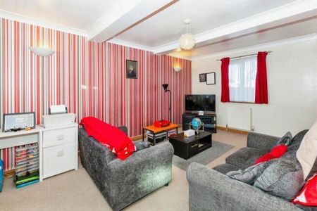 4 bedroom house to rent - Photo 2