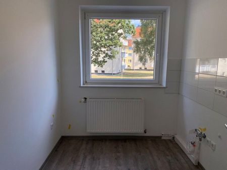 Renovierte 3-Zimmer-Wohnung mit Balkon - Photo 3