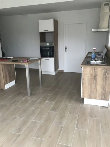 Location maison 4 pièces - 99m² à Begard (22140) - Photo 5