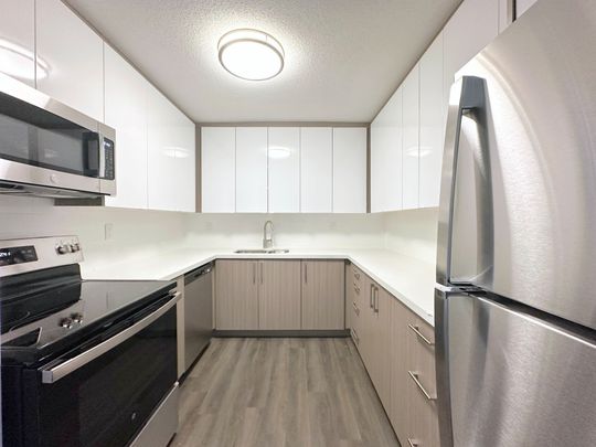 For Lease - 2575 Danforth Avenue Unit# 517, Toronto, Ontario - Photo 1