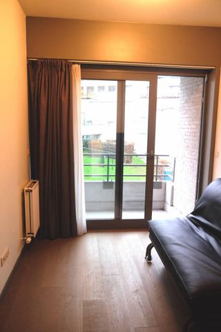 SAINTE CATHERINE: modern, comfortable, furnished 2bedroom apartment - Photo 3