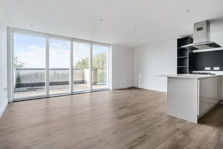 3 bedroom penthouse to rent - Photo 4