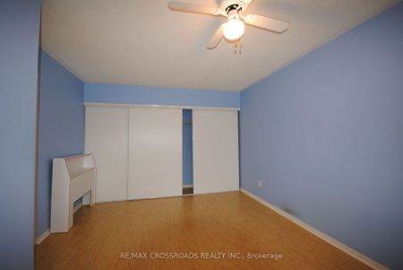 Condo Townhouse For Lease | E8086384 - Photo 4