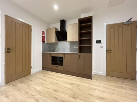 Studio to rent - Photo 3