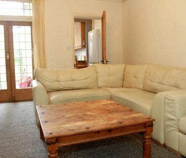 Welford Road (4 bed) - Photo 5