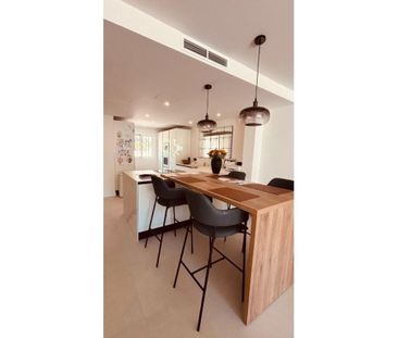 Luxury Semidetached House for rent in Marbella, Andalusia - Photo 5